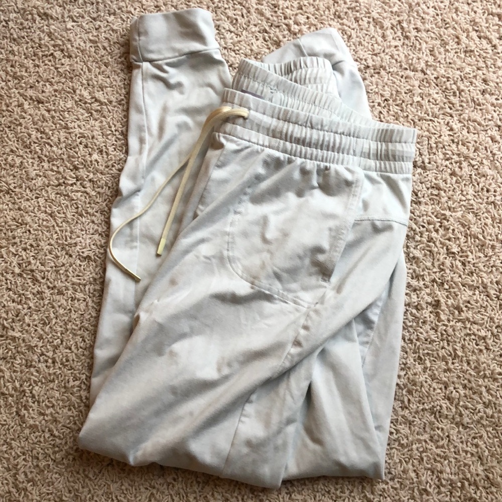 NOBULL size small joggers